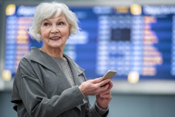 Senior female solo traveller