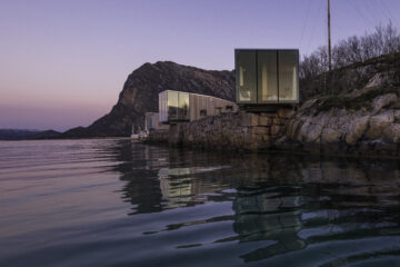 Manshausen Sea Cabins by Steve King