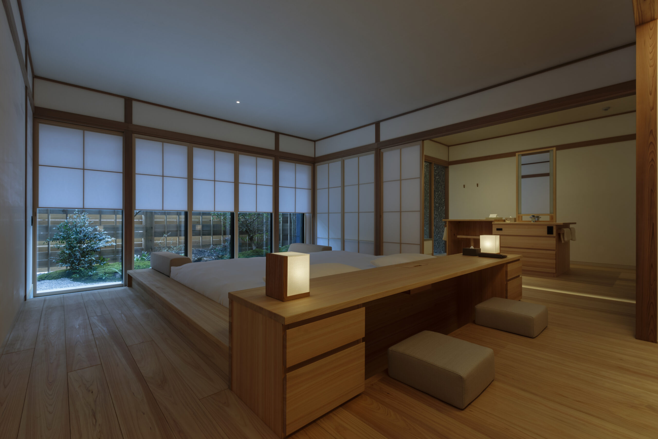 Azumi Setoda © Tomohiro Sakashita