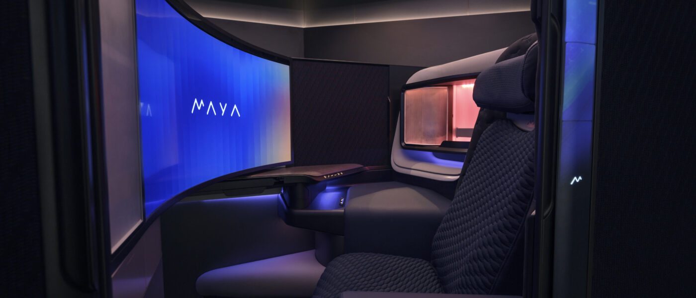 Maya business class seat Panasonic/Collins